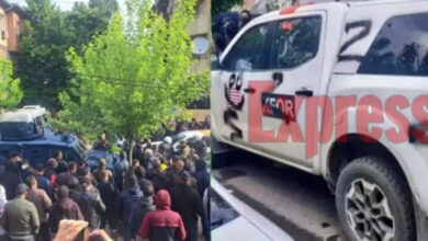 Serbët provokojnë sërish! Protestojnë me simbolet ruse në Kosovë (FOTOT)
