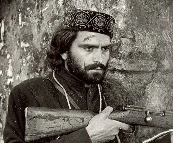 Letra e rrallë e Çerçiz Topullit: E fëlliqura Turqi shqiptarët i ka rrjepur e varfëruar, do bëjmë jetën kurban për t’u çliruar… Letra e rrallë e Çerçiz Topullit: E fëlliqura Turqi shqiptarët i ka rrjepur e varfëruar, do bëjmë jetën kurban për t’u çliruar…
