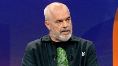 “E kam si vëlla”, Edi Rama tregon çfarë masash ka marrë pas pastrimin e figurës së Thaçit pas akuzave për trafik organesh “E kam si vëlla”, Edi Rama tregon çfarë masash ka marrë pas pastrimin e figurës së Thaçit pas akuzave për trafik organesh
