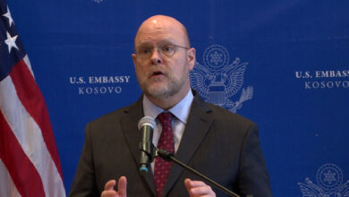 Amerikanët: Qeveria Kurti po e fsheh të vërtetën për raportet Kosovë-SHBA Amerikanët: Qeveria Kurti po e fsheh të vërtetën për raportet Kosovë-SHBA