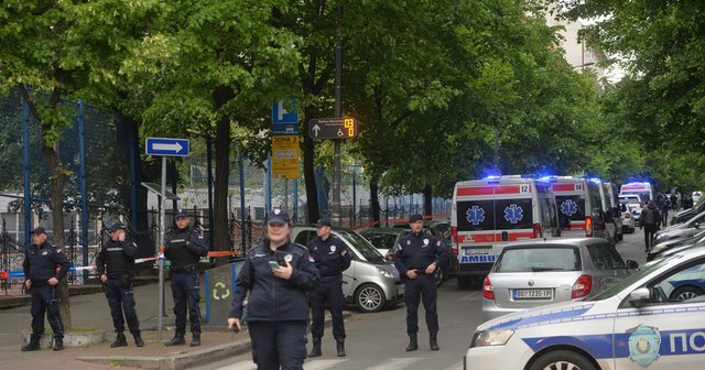 Serbët të tretët në botë për armatim/ DW: A do të “çarmatoset” Serbia tani pas dy sulmeve me 16 të vrarë?
