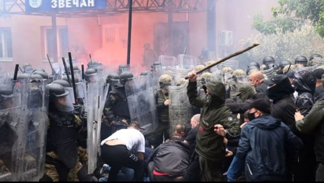 Sekretari i ministrisë së Mbrojtjes në Serbi vendos kushte: Po u largua policia e Kosovës, largohet dhe ushtria serbe Sekretari i ministrisë së Mbrojtjes në Serbi vendos kushte: Po u largua policia e Kosovës, largohet dhe ushtria serbe