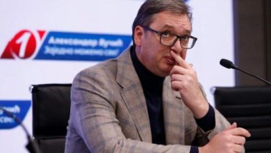 Analisti: Vuçiç ka kontroll të plotë te serbët në veri, i paguan ndaj protestojnë Analisti: Vuçiç ka kontroll të plotë te serbët në veri, i paguan ndaj protestojnë
