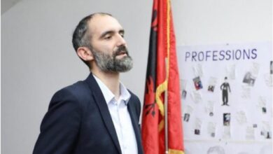 “Ramen do ta hedhin në rrugë si limon i shtrydhur, ose në burg”, Deputeti i Vetëvendosjes: Ndërkombëtaret po e shfrytëzojnë “Ramen do ta hedhin në rrugë si limon i shtrydhur, ose në burg”, Deputeti i Vetëvendosjes: Ndërkombëtaret po e shfrytëzojnë
