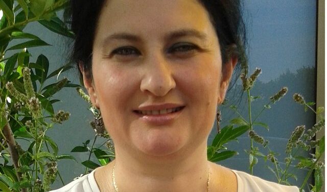 Pse u largova nga Shqipëria! Pse u largova nga Shqipëria!