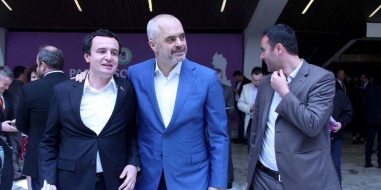 Drafti i Ramës për Asociacionin, kreu i Kuvendit të Kosovës: Rama gaboi, s’u ul të fliste me Kurtin Drafti i Ramës për Asociacionin, kreu i Kuvendit të Kosovës: Rama gaboi, s’u ul të fliste me Kurtin