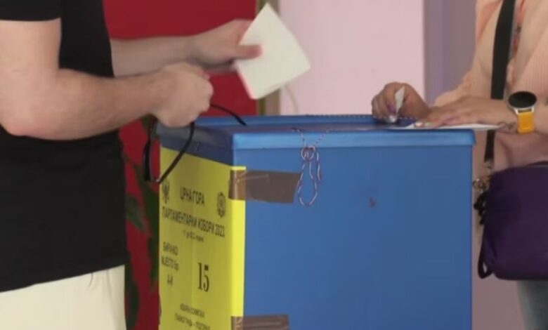 Zgjedhjet e parakohshme në Mal të Zi, publikohen rezultatet. Lëvizja ‘Evropa Tani’ fiton shumicën. Si renditet koalicioni i Dritan Abazoviç Zgjedhjet e parakohshme në Mal të Zi, publikohen rezultatet. Lëvizja ‘Evropa Tani’ fiton shumicën. Si renditet koalicioni i Dritan Abazoviç