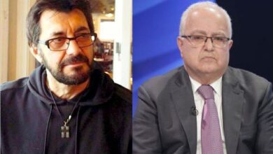 “A e di gruaja jote se ti…”/ Analisti nxjerr “zbuluar” deputetin e PD: Ti paguan mësuesen E… “A e di gruaja jote se ti…”/ Analisti nxjerr “zbuluar” deputetin e PD: Ti paguan mësuesen E…