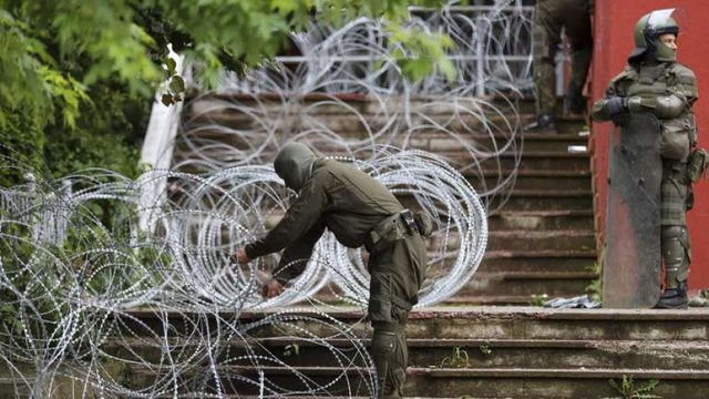 Perëndimi është babai i krizës në Kosovë Perëndimi është babai i krizës në Kosovë