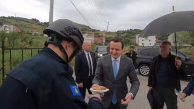 SHBA: Hapja e Urës së Ibrit rrezikon jetën e ushtarëve të NATO-s SHBA: Hapja e Urës së Ibrit rrezikon jetën e ushtarëve të NATO-s