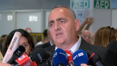 Ja debati që bëri Beleri me gazetarët shqiptarë! Ja debati që bëri Beleri me gazetarët shqiptarë!