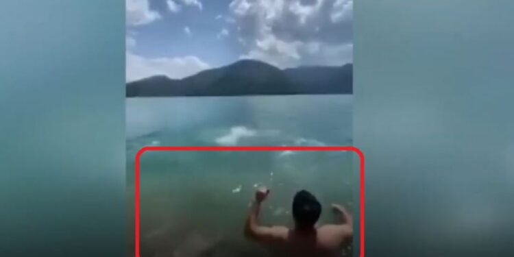 VIDEO/ Qytetarët po laheshin në liqen, momenti i shpërthimit në Ujman