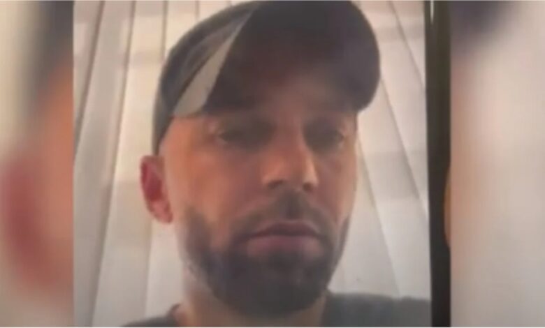 “Vetëm të vdekur mund ta kapni”/ U tha se vrau policin serb, ‘thyen heshtjen’ Hajrizi: Jam në Gjermani, dokumentet m’i ka vjedhur vëllai “Vetëm të vdekur mund ta kapni”/ U tha se vrau policin serb, ‘thyen heshtjen’ Hajrizi: Jam në Gjermani, dokumentet m’i ka vjedhur vëllai
