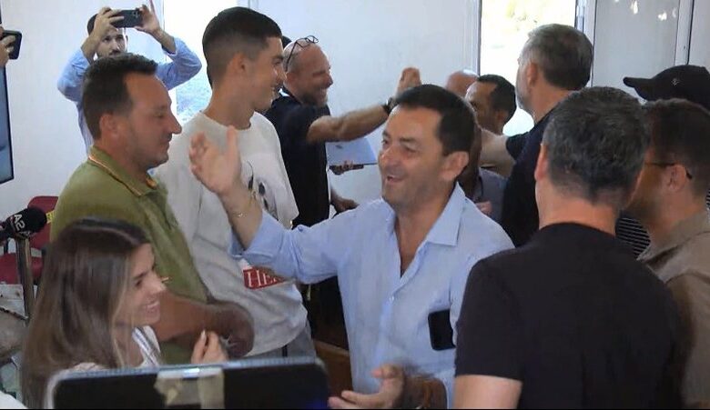 Leksioni i zgjedhjeve të Himarës: Të vërtetat e thjeshta pse fitoi Vangjel Tavo Leksioni i zgjedhjeve të Himarës: Të vërtetat e thjeshta pse fitoi Vangjel Tavo