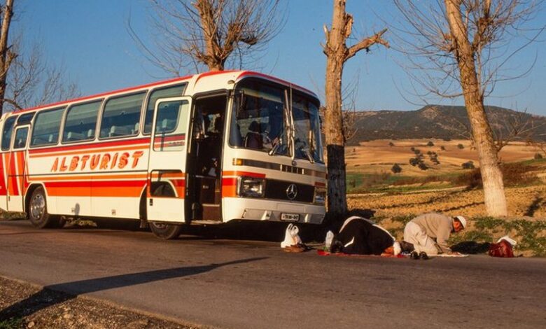 “Turistë të përgjuar”: Pushime nën syrin vigjilent të Sigurimit
