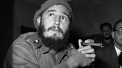 Sheqeri i Fidel Castro-s në Anijen Vlora dhe Eksodi i 20.000 shqiptarëve!